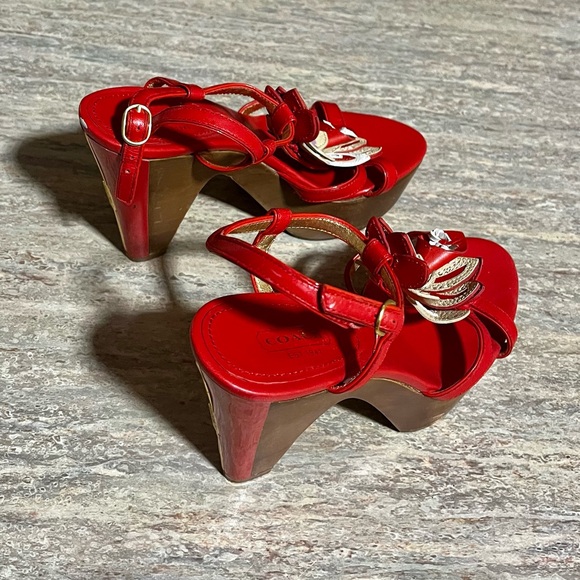 Coach Jeanna Vintage Red open toe Heeled Sandals with embossed flowers - Picture 15 of 16